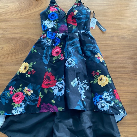 Brand new high low formal dress - Picture 11 of 11